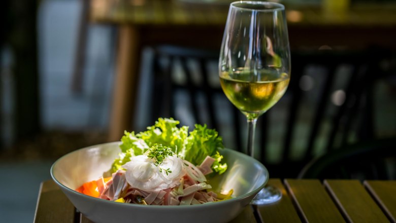 Heuriger Grillmaier am Sauberg, © POV Robert Herbst Heuriger Grillmaier am Sauberg, © POV Robert Herbst