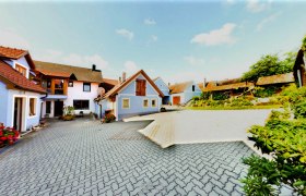 Weingut - Gästezimmer Familie Hofbauer, © Fam. Hofbauer