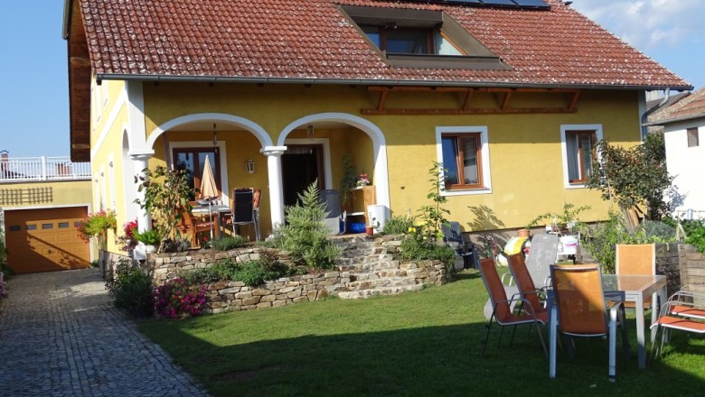 Urbanihof in Z&ouml;bing, &copy; Urbaninhof, Familie Pasching