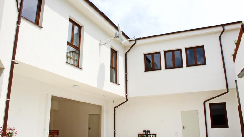 Innenhof Haus Catalleya, © Catalleya Haus Innenhof Haus Catalleya, © Catalleya Haus